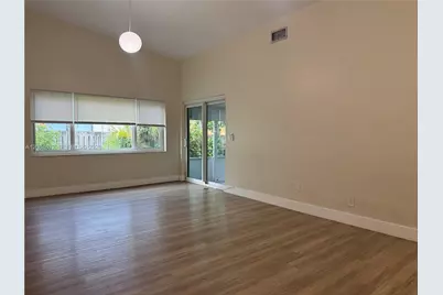 520 SW 5th St, Hallandale Beach, FL 33009 - Photo 9
