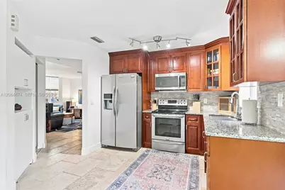 10830 NW 12th Pl, Plantation, FL 33322 - Photo 17