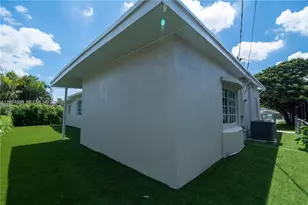 323 NW 104th Terrace, Miami, FL 33150 - Photo 27