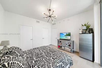 88 SW 7th St #2312, Miami, FL 33130 - Photo 23