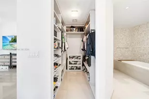 88 SW 7th St, Miami, FL 33130 - Photo 19