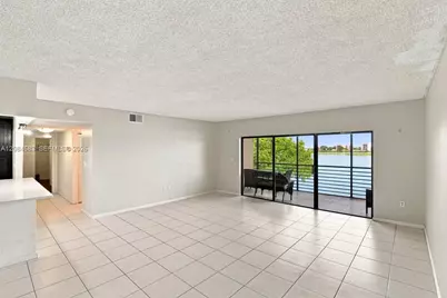 471 Ives Dairy Rd #202-3, Miami, FL 33179 - Photo 7