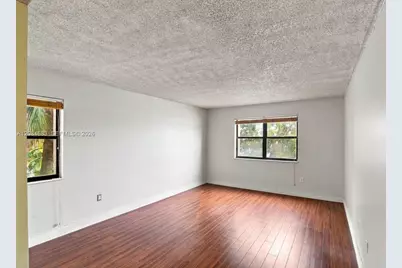 471 Ives Dairy Rd #202-3, Miami, FL 33179 - Photo 17
