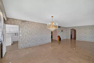 5660 W Collins Ave #6D, Miami Beach, FL 33140 - Photo 23