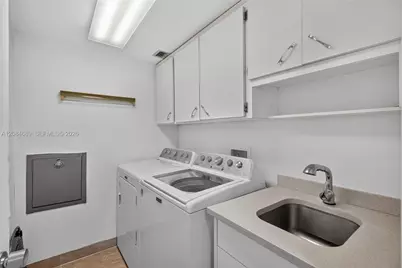 5660 W Collins Ave #6D, Miami Beach, FL 33140 - Photo 15