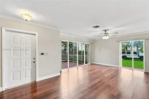 10922 Chandler Dr, Cooper City, FL 33026 - Photo 5