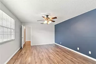 10922 Chandler Dr, Cooper City, FL 33026 - Photo 25