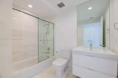 17111 SE Biscayne Blvd #1110, North Miami Beach, FL 33160 - Photo 19