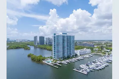 17111 SE Biscayne Blvd #1110, North Miami Beach, FL 33160 - Photo 25
