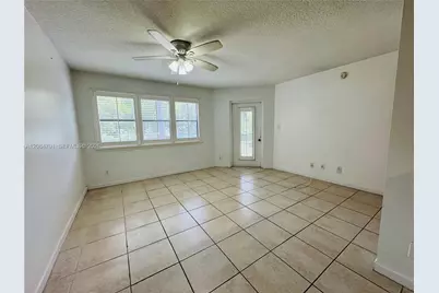 630 S Park Rd #29-3, Hollywood, FL 33021 - Photo 5