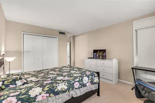 1700 NE 191st St, Miami, FL 33179 - Photo 17