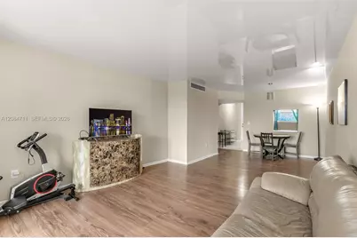 1700 NE 191st St #508, Miami, FL 33179 - Photo 5
