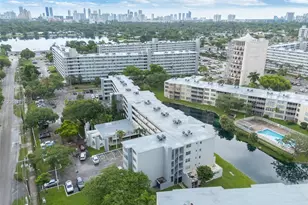 1700 NE 191st St, Miami, FL 33179 - Photo 23
