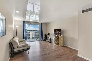 1700 NE 191st St, Miami, FL 33179 - Photo 3