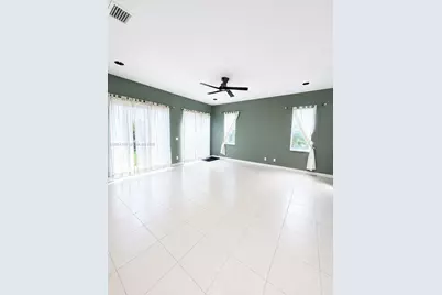 14044 SW 54th St, Miramar, FL 33027 - Photo 7