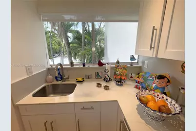 1910 SW 17th Ave #8, Miami, FL 33145 - Photo 7