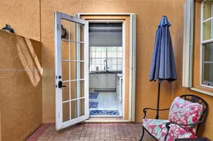 628 SW 147th Ter, Pembroke Pines, FL 33027 - Photo 37