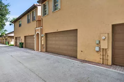 628 SW 147th Ter, Pembroke Pines, FL 33027 - Photo 39
