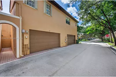 628 SW 147th Ter, Pembroke Pines, FL 33027 - Photo 5