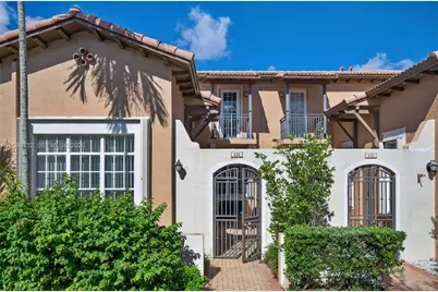 628 SW 147th Ter, Pembroke Pines, FL 33027 - Photo 1