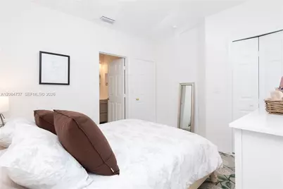 5470 NW 107th Ave #801, Doral, FL 33178 - Photo 31