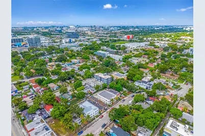 244 NW 34th St, Miami, FL 33127 - Photo 21