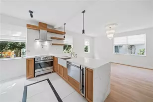 726 Meridian Ave, Miami Beach, FL 33139 - Photo 7