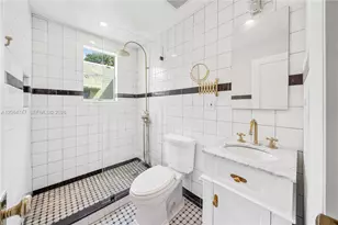 726 Meridian Ave, Miami Beach, FL 33139 - Photo 17
