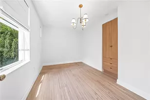 726 Meridian Ave, Miami Beach, FL 33139 - Photo 11