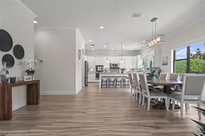 8142 Bradford Way, Parkland, FL 33076 - Photo 3