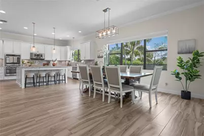 8142 Bradford Way, Parkland, FL 33076 - Photo 3