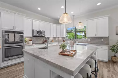 8142 Bradford Way, Parkland, FL 33076 - Photo 11
