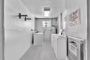 610 NE 12th Ave, Hallandale Beach, FL 33009 - Photo 19