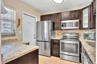 610 NE 12th Ave #206, Hallandale Beach, FL 33009 - Photo 5