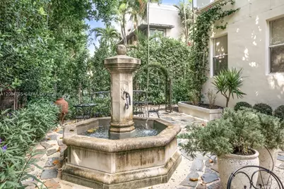 726 Meridian Ave #1, Miami Beach, FL 33139 - Photo 3