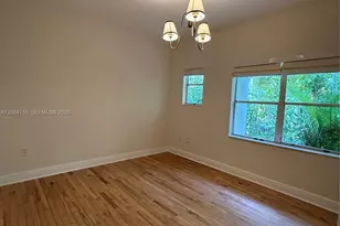 726 Meridian Ave, Miami Beach, FL 33139 - Photo 23