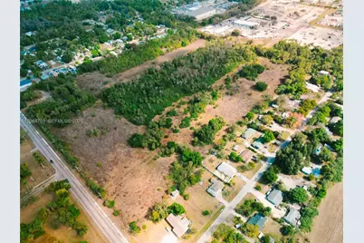 621 Ortiz Ave, Fort Myers, FL 33905 - Photo 21