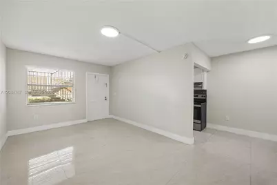 1720 Cleveland St #111W, Hollywood, FL 33020 - Photo 5