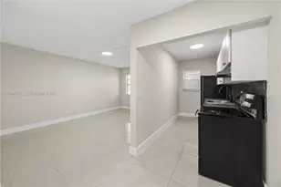 1720 Cleveland St, Hollywood, FL 33020 - Photo 3