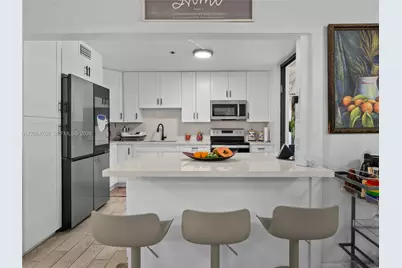 671 NE 195th St #329E, Miami, FL 33179 - Photo 3