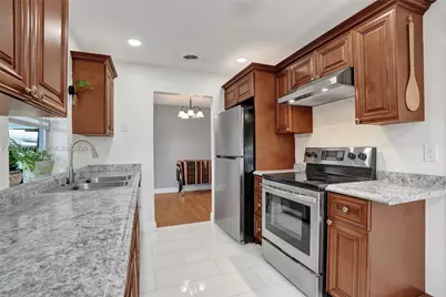 2083 SW 13th Ave, Boynton Beach, FL 33426 - Photo 23