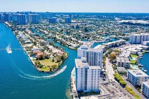 121 Golden Isles Dr, Hallandale Beach, FL 33009 - Photo 3