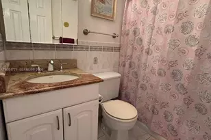 121 Golden Isles Dr, Hallandale Beach, FL 33009 - Photo 29