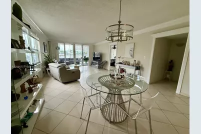 121 Golden Isles Dr #1, Hallandale Beach, FL 33009 - Photo 7