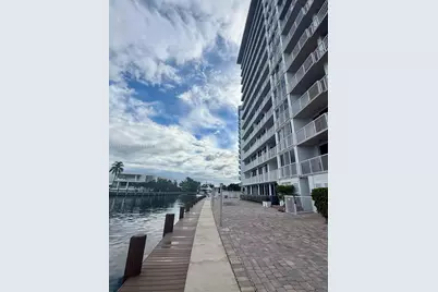 121 Golden Isles Dr #1, Hallandale Beach, FL 33009 - Photo 29