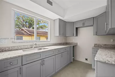 7815 NW 4th Ave, Miami, FL 33150 - Photo 27