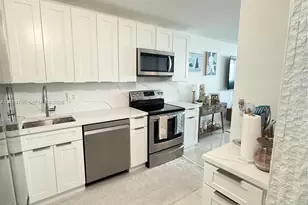 1505 N Riverside Dr, Pompano Beach, FL 33062 - Photo 9