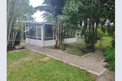 36490 SW 192nd Ave, Homestead, FL 33034 - Photo 5