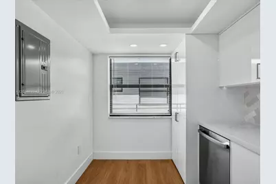 8201 Byron Ave #502, Miami Beach, FL 33141 - Photo 17