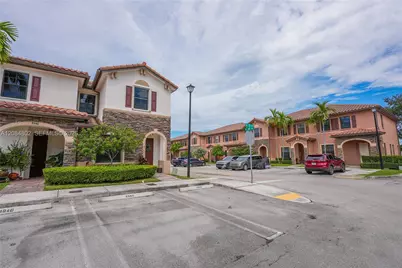 8948 W 35th Ave #8948, Hialeah, FL 33018 - Photo 3